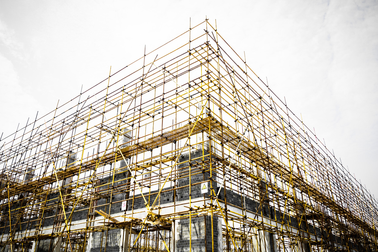 SCAFFOLDING-yellow-2